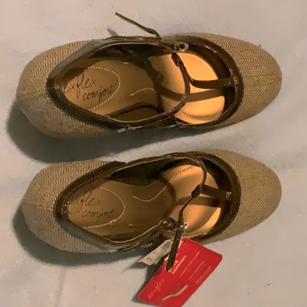 Dress shoes